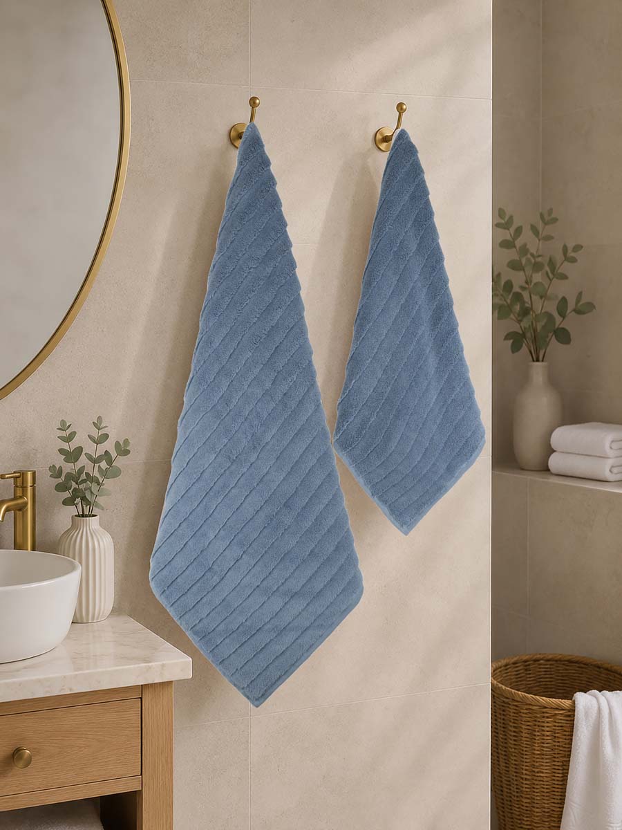 Velvet_blue_1