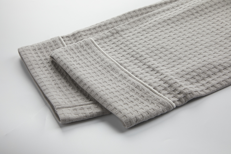 ADELIS-GRAY (4)